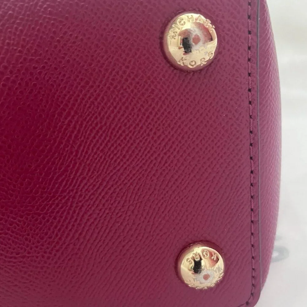 🎉HP🎉Michael kors Charlotte purse tote deep pink with dust bag
